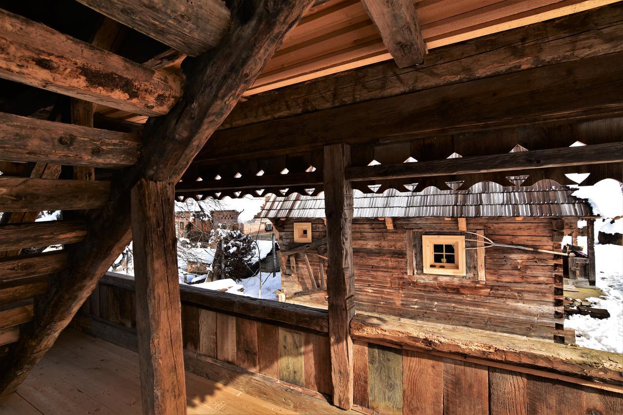 Iz De Maramures Rural Hotel (Adults Only) Dióshalom Kültér fotó